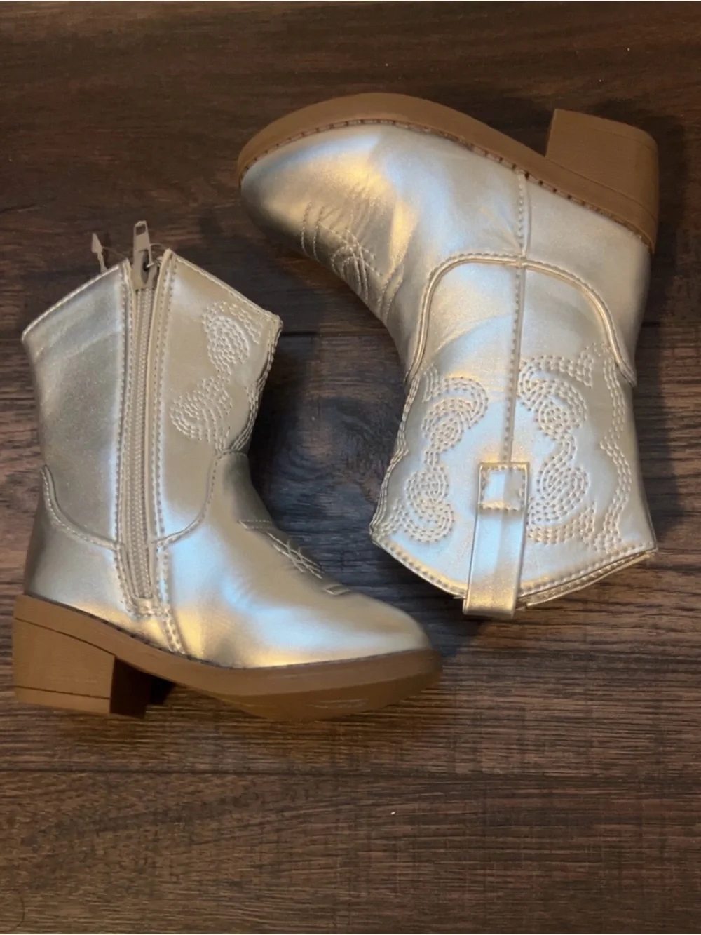 Silver Girls' Western Boots - Metallic Finish